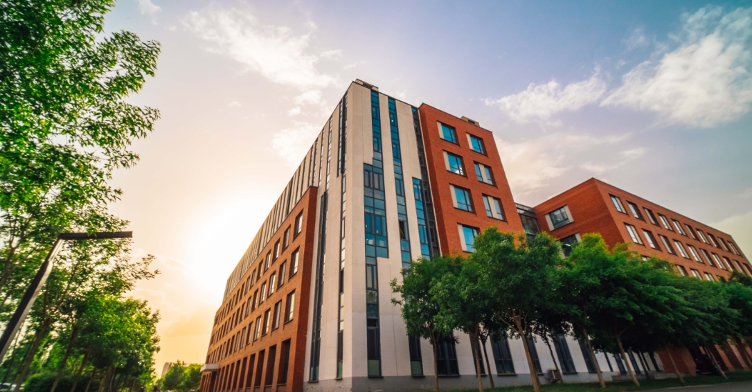 “末流985”？工科强校？东北大学到底怎么样？（附2024招生计划以及2022-2024各省市录取分）