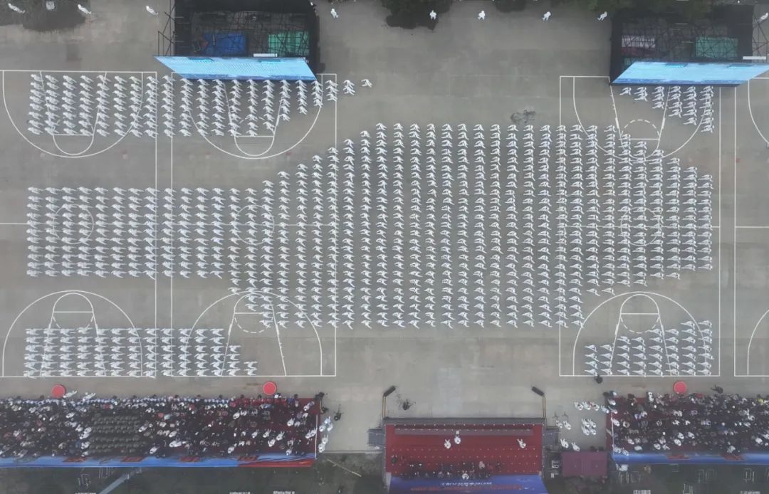 海军大连舰艇学院：招收552名生长军官本科青年学员（男生527人、女生25人）